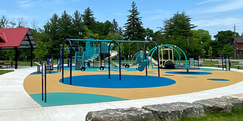 Photo showing new playground at Dufferin Park